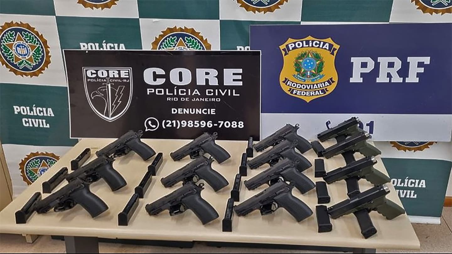 Armas doadas pela PRF a Duque de Caxias, RJ, têm mais de 15 anos e estão  'propensas' a falhas, Rio de Janeiro